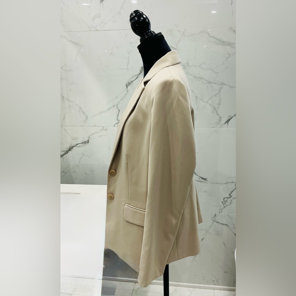 Nice Elegant Blazer - image 4